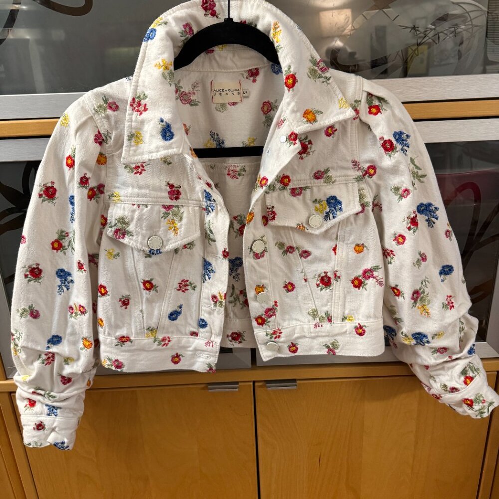 Alice + Olivia Off White Multi Renee Embroidered Cropped Denim Jacket Size S